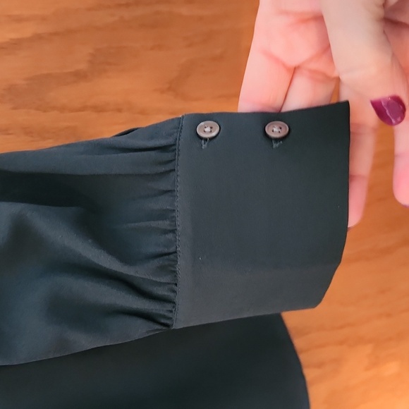 Loft Plus Long Sleeve Dark Green Blouse,  Size 16 - Picture 4 of 9